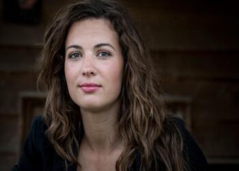 Boerin Annemiek: blijven in Nederland of emigreren?