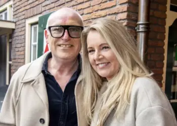 Minouche over druk op huwelijk met René van der Gijp