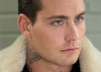 Geboren en gestorven op dezelfde dag: Douwe Bob deelt hartverscheurend nieuws