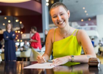 Eva Hermans-Kroot laat onvergetelijke indruk achter in haar afscheidsvideo