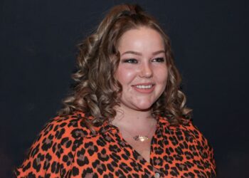 Urk!-ster Gerda deelt schattige beelden van haar pasgeboren zoon