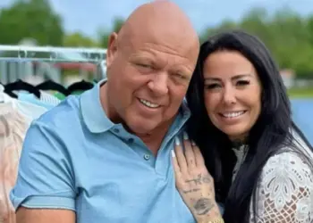 Wendy van Hout komt met fantastisch nieuws: stem op mij