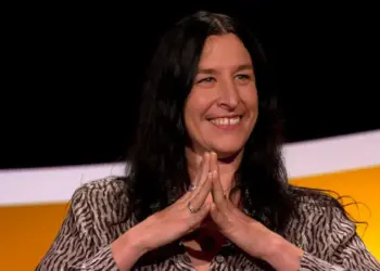 Raven van Dorst zorgt opnieuw voor chaos in ‘De slimste mens’