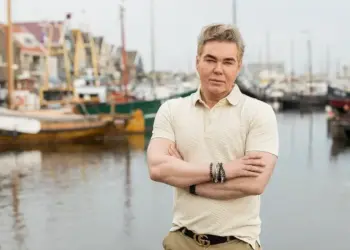 Teun uit Urk! op geheimzinnige missie naar Frankrijk