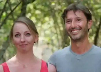 Debbie overweegt terugkeer naar televisie na breuk met Vincenzo