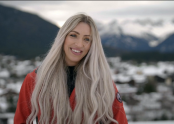 Denise lijkt in Winter Vol Liefde meer geïnteresseerd in een andere man dan Mike