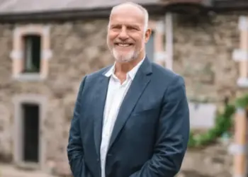 Leendert uit b&b vol liefde gaat trouwen: we zoeken een droomlocatie