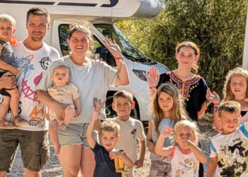 Vakantie in Spanje wordt chaos voor familie Verhoef