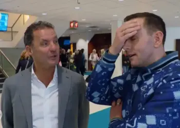 Wat John de Bever en Kees Stevens niet mochten zeggen, maar toch deden..