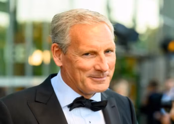 Gert Verhulst smult van Winter Vol Liefde: ‘Als dít foutloopt, eet ik Samson op’