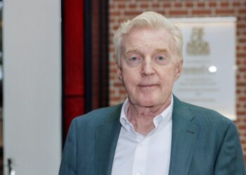 André van Duin deelt groot nieuws: hier hebben fans lang op gewacht!