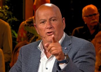 Jack van Gelder shockeert kijkers met controversiële opmerking over Van der Gijp