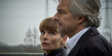 Een laatste scène vol vragen: Flikken Maastricht neemt stilzwijgend afscheid van Victor Reinier