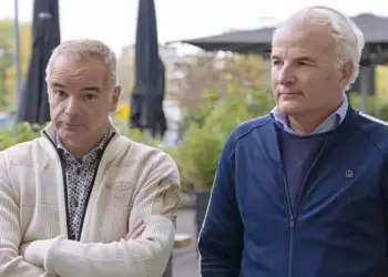 Felle kritiek op Kopen zonder Kijken: Alex en Bob gaan te ver bij het stel Lieneke en Kai