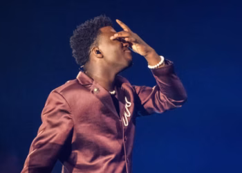 Claude emotioneel na optreden in Basel: ‘Zo boos op mijzelf!’