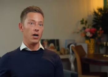 Emotionele klap voor Eva als Bram onverwacht uithaalt tijdens koppelsdiner