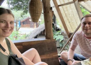 Liefde zonder script: Gio en Hinke schrijven hun eigen verhaal in Sri Lanka