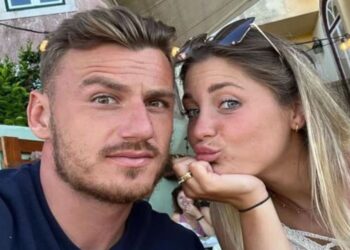 Daar Gaan Ze Weer: Demi en Daniel keren onverwacht terug naar huis