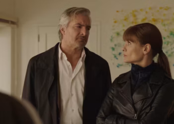 AVROTROS onthult echte reden achter vertrek Victor Reinier bij Flikken Maastricht