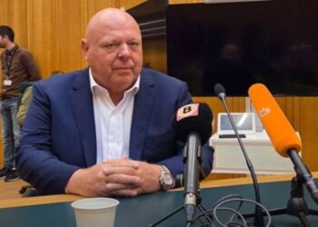 Van succes naar schandaal: Peter Gillis zakt steeds verder weg in ellende