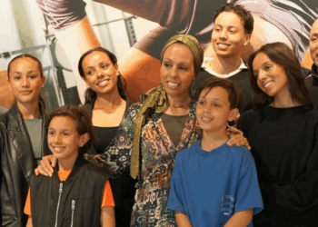 Samira uit ‘Een huis vol’ woedend: “Voed jij ze op? Bemoei je er niet mee”