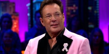Emotionele update van Gerard Joling raakt fans diep: ‘Hopen dat het goed komt’