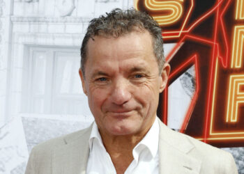 Verdrietige John de Bever breekt na emotioneel verlies