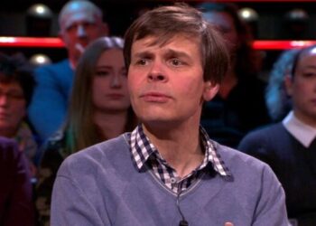 De kwetsbare kracht van Kees Momma: hoe hij overeind blijft na het verlies van zijn moeder