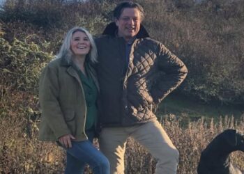 Robert Jan uit ‘B&B Vol Liefde’ breekt stilzwijgen na breuk: ‘Ik begrijp nu dat ik fouten heb gemaakt’