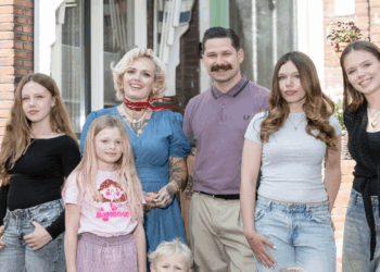 Familie Bal uit Een Huis Vol rouwt om dubbel verlies: ‘We zijn nu een gezin van negen’