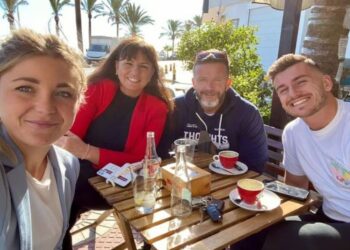 Elisa Rutten uit Daar gaan ze weer opnieuw in het ziekenhuis: haar openhartige bericht raakt fans diep