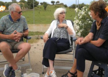 Kijkers begrijpen niets van Jokes emotionele uitbarsting in We zijn er Bijna!