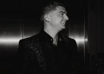 Tranen bij Mart Hoogkamer: “Het leek een film”