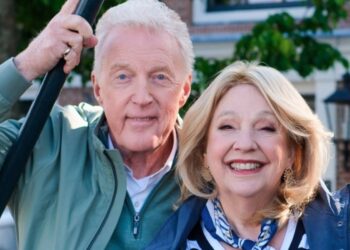 Ontroerend eerbetoon aan teckel Nhaan in Denkend aan Holland