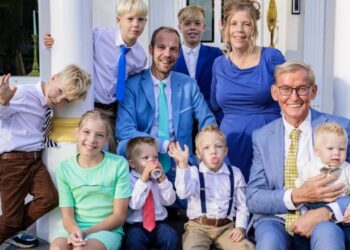 Een Huis Vol: familie Blom verwelkomt negende kindje met speciale naam vol betekenis