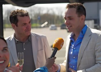 Televisieland in spanning door onthulling van Kees Stevens