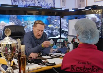 Ruzie escaleert in De Augurkenkoning: Oos haalt snoeihard uit