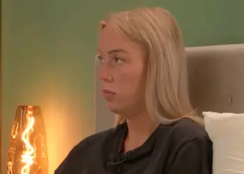 Demi raakt geïrriteerd door Geerts gedrag De Bondgenoten