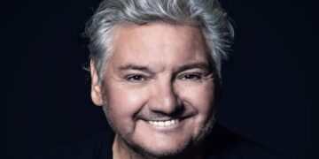 Na weken van zorgen laat René Froger van zich horen