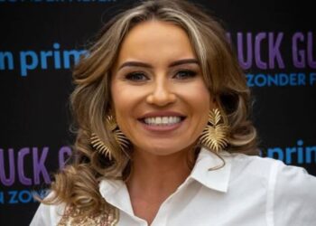 Bijzonder moment voor Urk!-Jacomien: realityster maakt ontroerend nieuws bekend