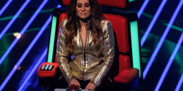 Trijntje Oosterhuis doorbreekt haar stilte over Borsato-zaak: “Ik heb er geen woorden voor”