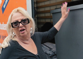 Hevige kritiek op Mama Monique slaat om door steun uit onverwachte hoek