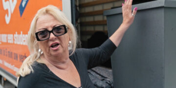 Hevige kritiek op Mama Monique slaat om door steun uit onverwachte hoek