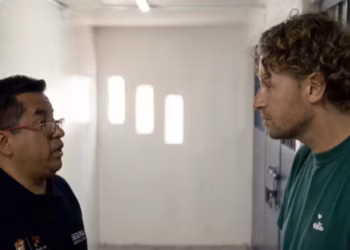 Ewout krijgt schokkende uitnodiging tijdens opnames van Gevaarlijke Gevangenissen