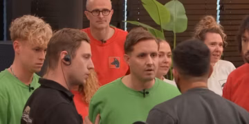 Heftige kritiek op De Bondgenoten door de verdienopdracht