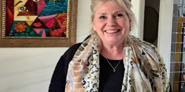 B&B Vol Liefde-Petra ontdekt eindelijk liefde, maar wordt opnieuw afgeremd door harde programmaregels