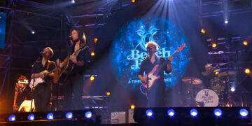 The Tribute: Battle of the Bands – Publiek tikt jury hard op vingers na optreden Beach Boys’ Best