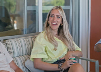 Spanning loopt op in De Hanslers wanneer Denise schokkende waarheid onthult