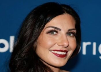 Antine doet harde onthullingen over het gedrag van Mama Monique