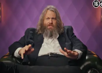 Kijkers in shock na botte actie van Terror Jaap in House of Villains